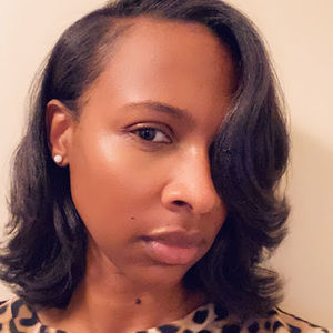 Meet your Posher, Traci